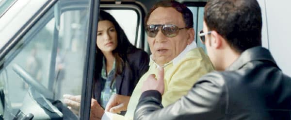 «صاحب السعادة».. الوقوع في فخ «الفانتازيا»