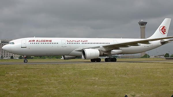 مالي تعلن رصد حطام طائرة الركاب الجزائرية والجيش الفرنسي يقود البحث