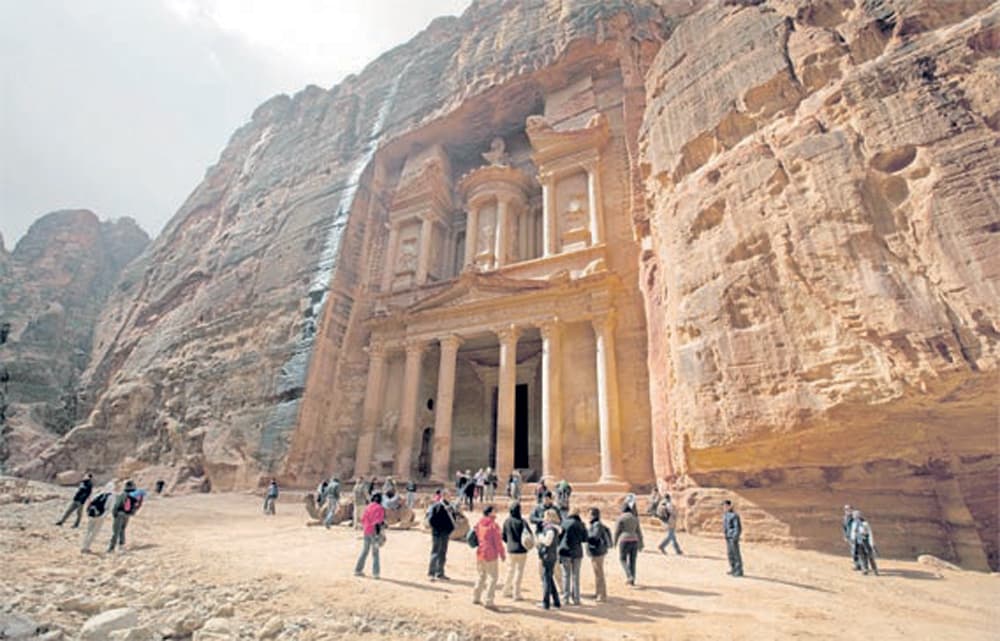 السفير الأردني لـ "الاقتصادية" : 50 %
من سياحنا سعوديون