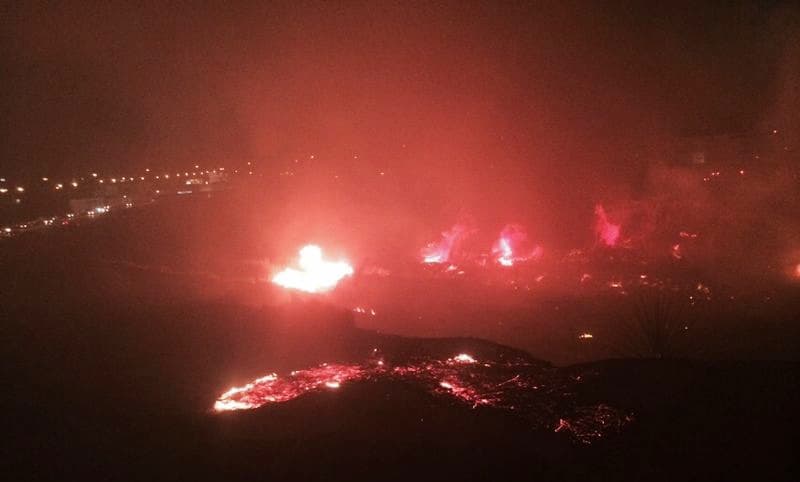 إخماد حريق كبير في وادي حنيفة