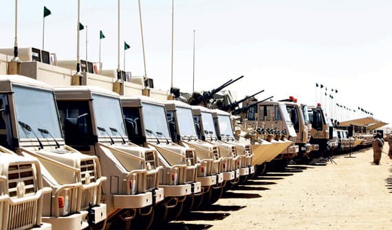 وزير الحرس الوطني: من يقرب حدودنا لن يجد خيرا