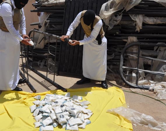 السعودية تقبض على 1197 متورط في قضايا مخدرات قيمتها 1.8 مليار ريال