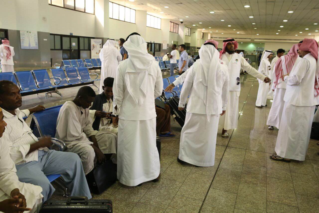 العمل:  استمرار أعمال التفتيش والزيارات الميدانية داخل المشاعر