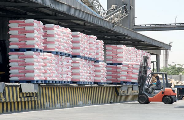 «الصوامع»: السعودية تحافظ على ثبات
سعر الدقيق منذ 30 عاما