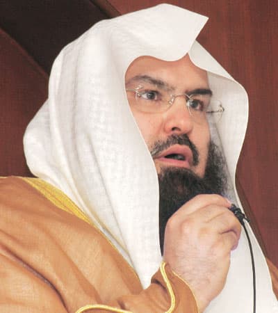 السديس: الأخذ بالتجديد 
لا يعني النيل من رموز السلفية