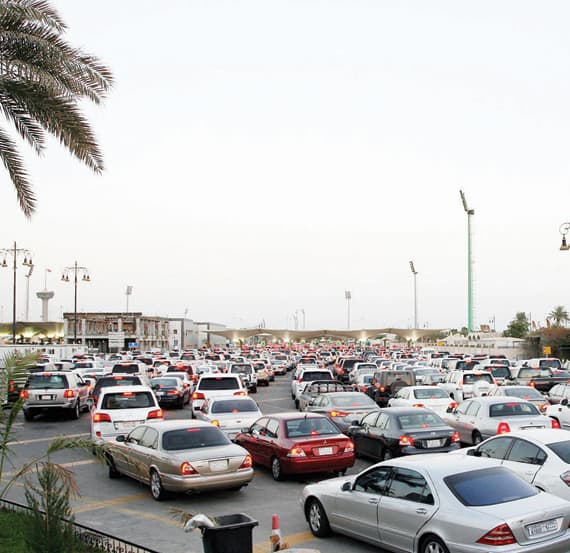 نقطة تفتيش واحدة لعبور جسر الملك فهد .. والتطبيق خلال 4 أشهر