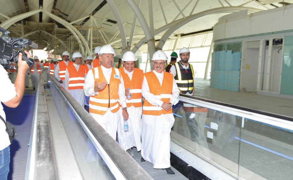 تركيب قضبان قطار الحرمين .. وتنفيذ مطار جدة الجديد في الموعد المحدد