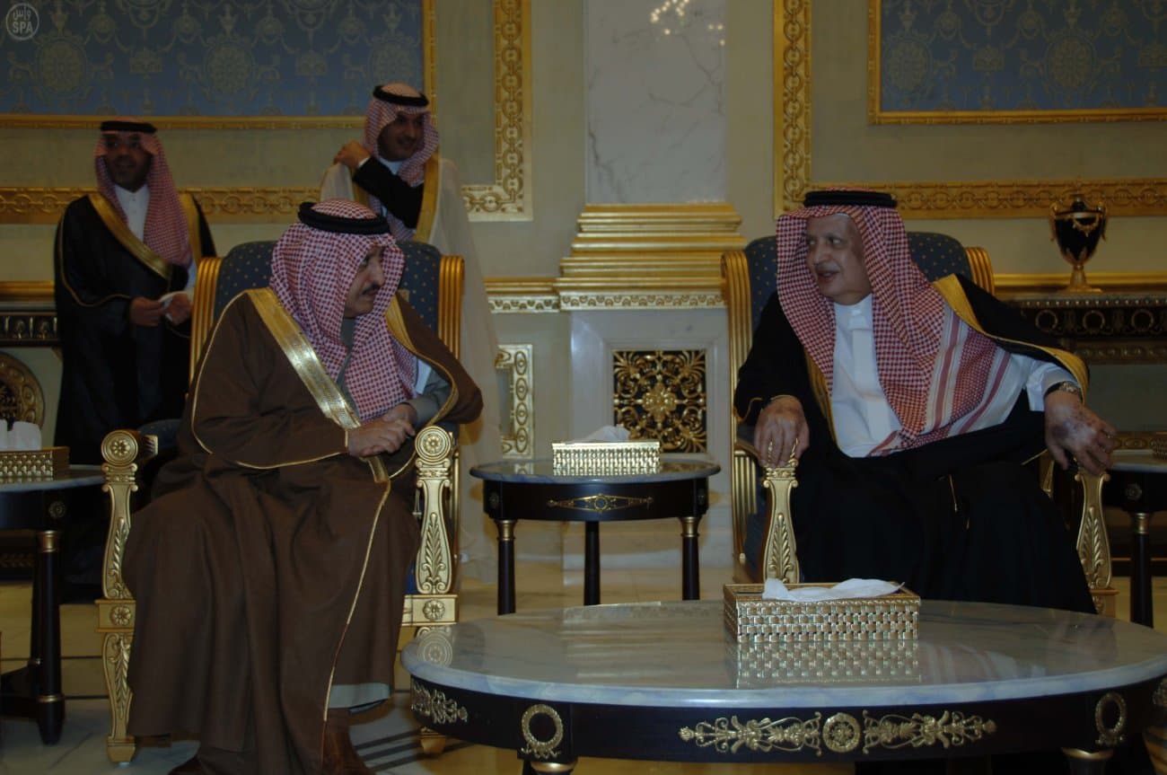 الأمير عبدالإله بن عبدالعزيز يصل الرياض بعد رحلة علاجية