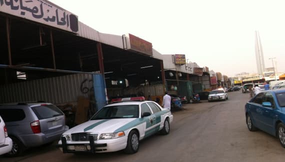 مرور الرياض يحجز 3 آلاف مركبة متوقفة في 6 أشهر