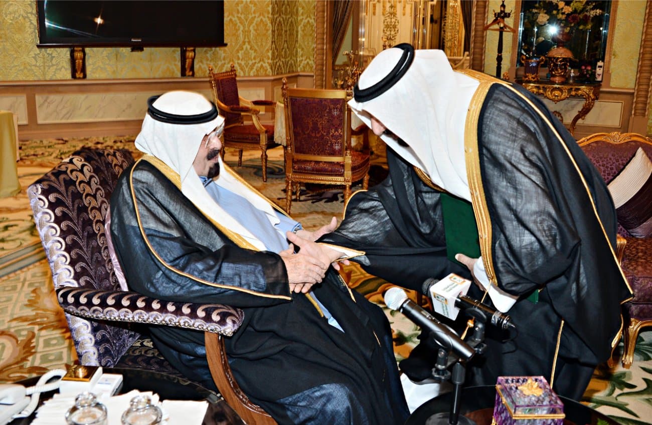 بين يدي الملك.. جلوي بن عبدالعزيز يؤدي القسم أميرا لنجران