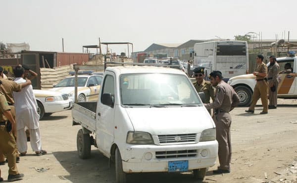 حملة أمنية 90 يوما تطيح بأكثر من 37 ألف مخالف