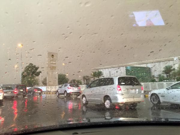 أمطار غزيرة على مدينة الرياض