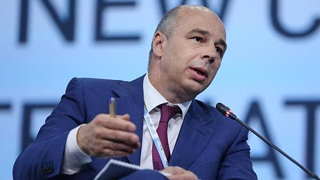 روسيا تخسر 140 مليار دولار بسبب العقوبات الغربية وهبوط النفط