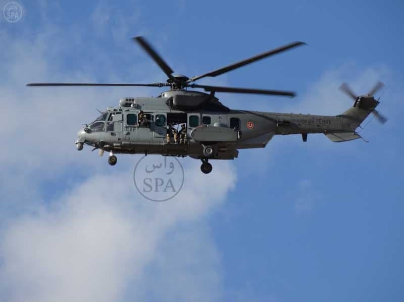 نائب قائد القوات البرية يتفقد تمرين "نمر 3" في تبوك