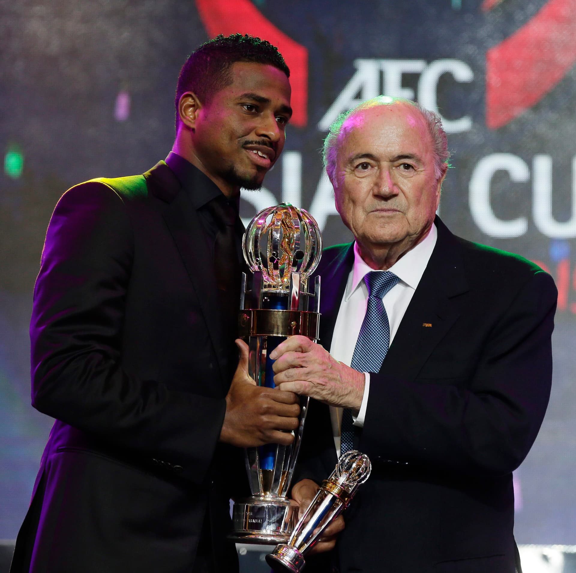 ناصر الشمراني أفضل لاعب في آسيا.. و"سيدني" أفضل فريق