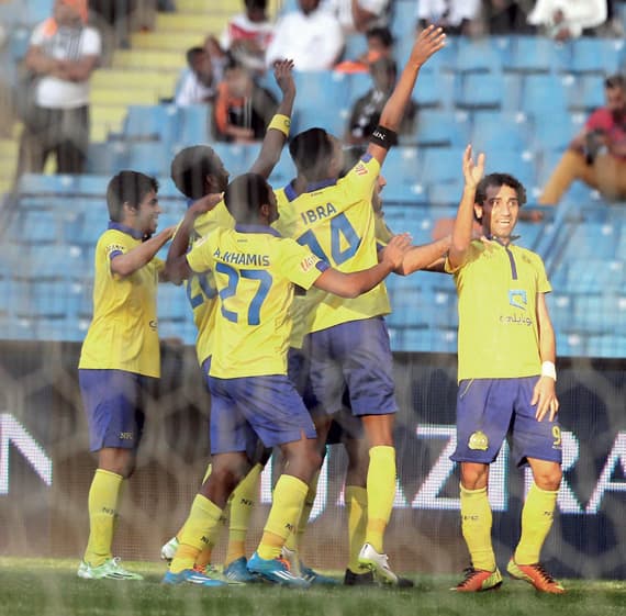 العثمان: في النصر .. أسره واحدة