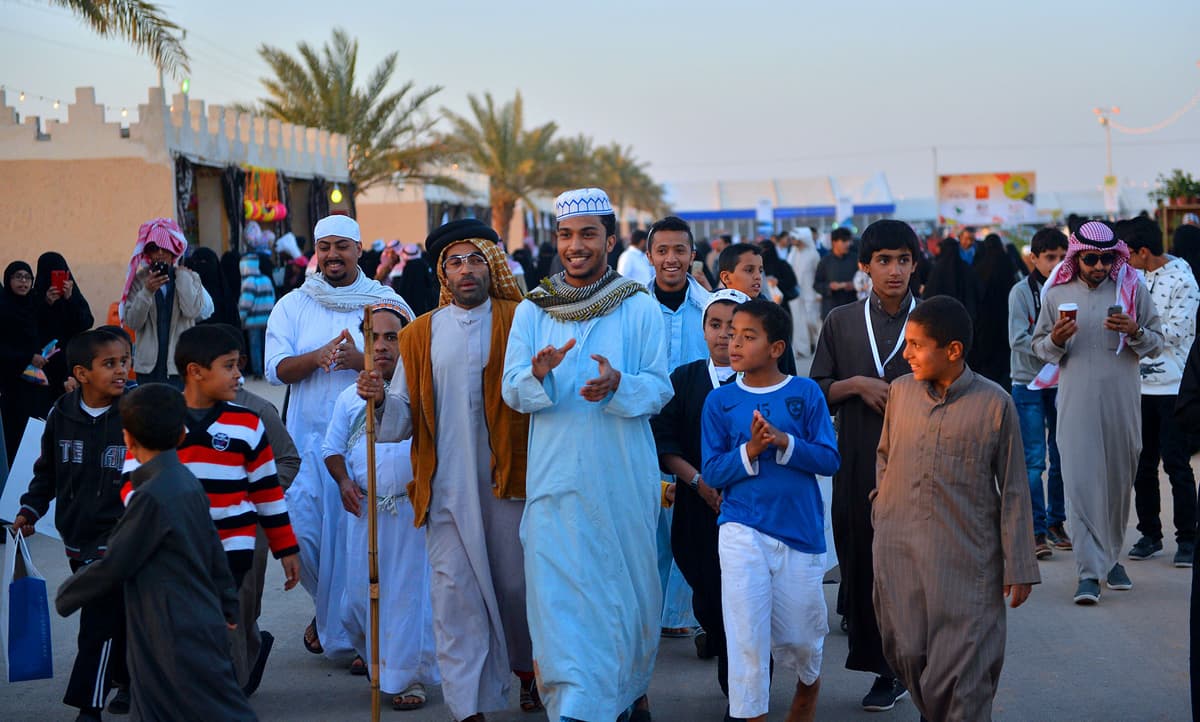 قصة مصورة : مهرجان "ربيع بريدة 36" يواصل فعالياته المتنوعة