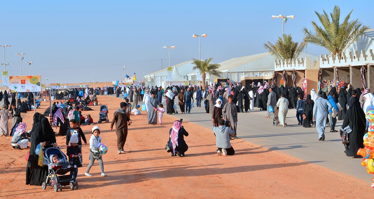 قصة مصورة : مهرجان "ربيع بريدة 36" يواصل فعالياته المتنوعة