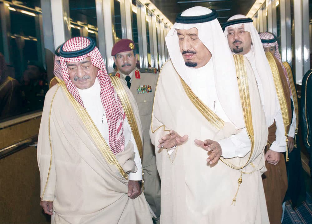 مقرن بن عبد العزيز .. طيار بروح متواضعة