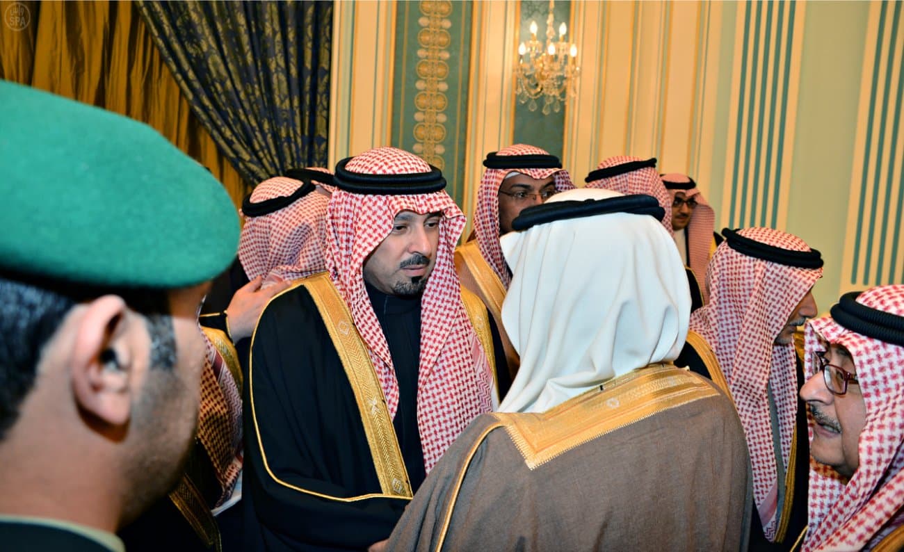 الملك سلمان بن عبدالعزيز يتلقى التعازي من الأمراء وقادة الدول