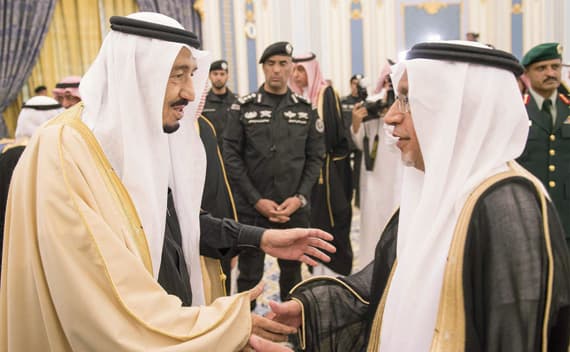 الملك سلمان: ننعم بالأمن والاستقرار .. ونتأمل الخير في الوزراء وأمراء المناطق