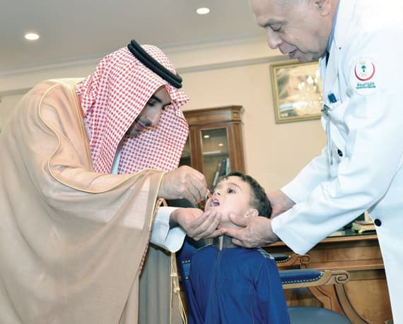 وكيل إمارة المدينة المنورة يدشن الحملة الوطنية 
لتطعيم الأطفال