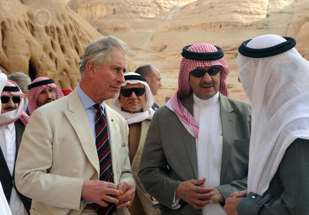 ولي عهد المملكة المتحدة يغادر العلا