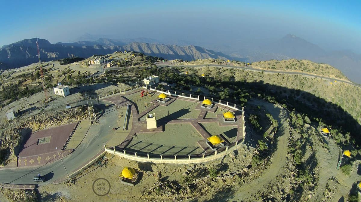 قصة مصورة : متنزه سلطان بن سلمان في النماص .. إطلالة ساحرة