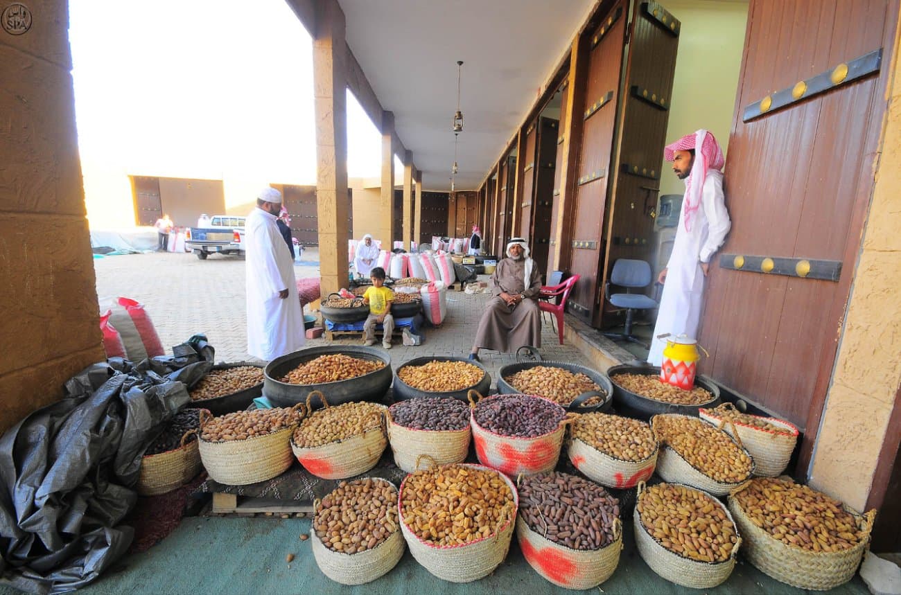 قصة مصورة: أسواق نجران الشعبية .. عودة إلى الماضي الأصيل
