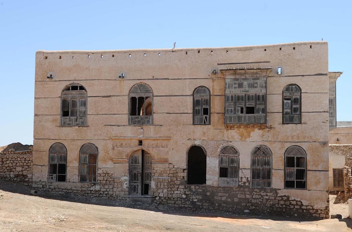 الوجه .. علامة تاريخية في الجزيرة العربية وكنز آثار يعود لآلاف السنين