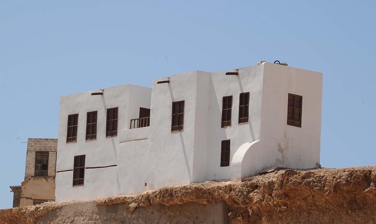 الوجه .. علامة تاريخية في الجزيرة العربية وكنز آثار يعود لآلاف السنين