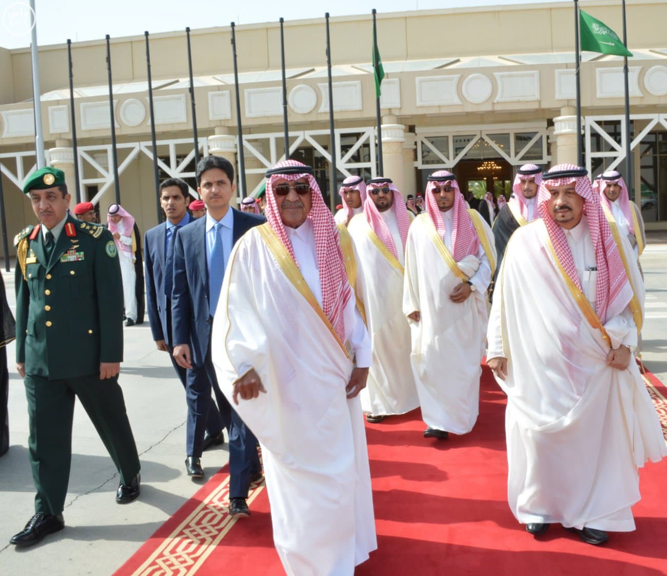 ولي العهد يؤكد وقوف المملكة الدائم والمستمر مع كل ما فيه خير وازدهار واستقرار مصر وشعبها الشقيق