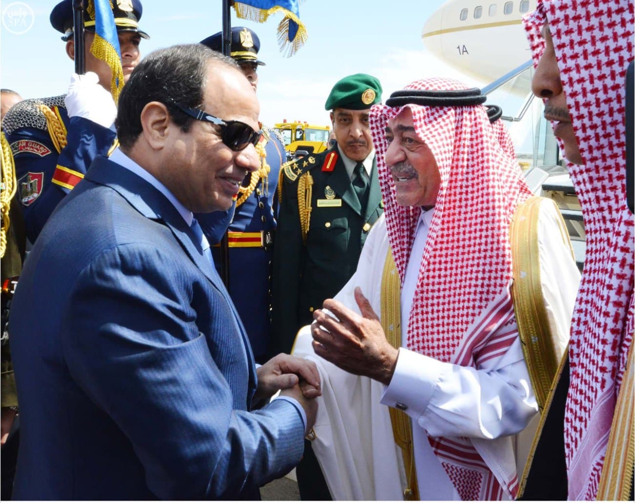 ولي العهد يؤكد وقوف المملكة الدائم والمستمر مع كل ما فيه خير وازدهار واستقرار مصر وشعبها الشقيق