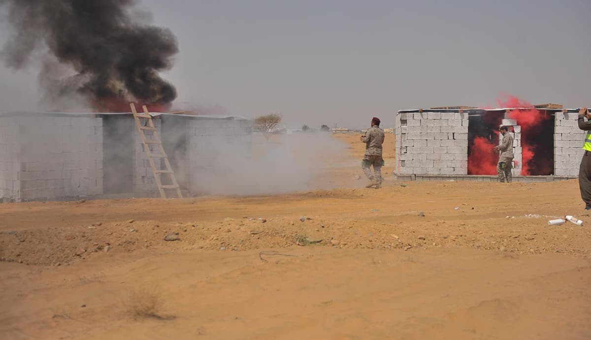 مدني الباحة ينفذ فرضية لهزات أرضية في مركز ناوان