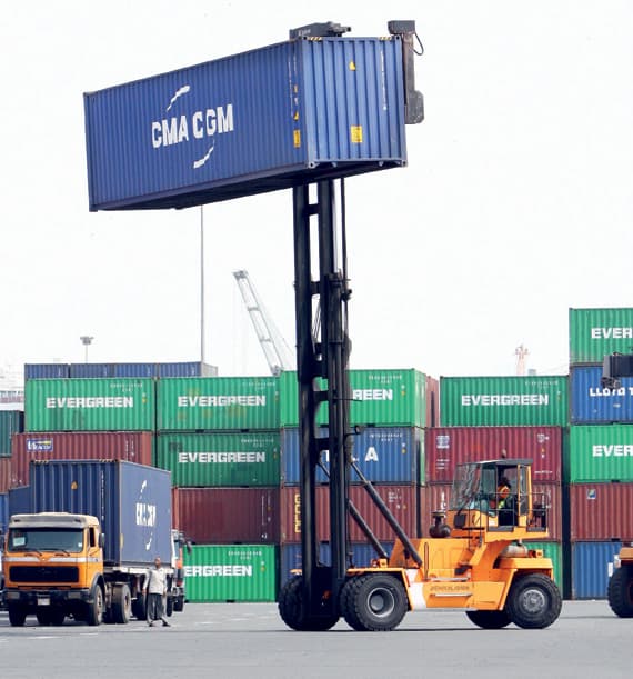 الريال السعودي يرتفع 14 % أمام 11 عملة أجنبية خلال عام