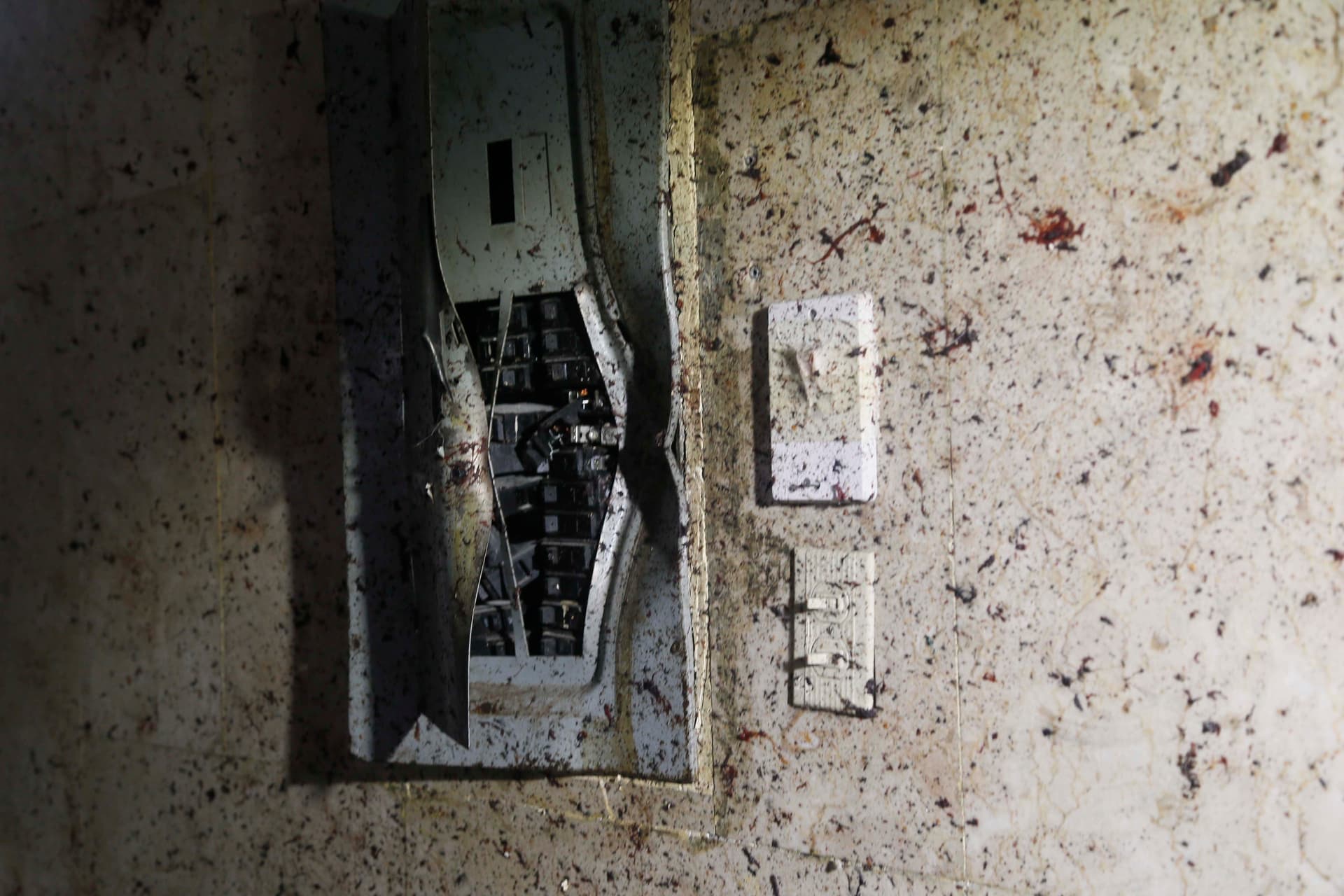 ولي العهد يوجه بسرعة توفير الإسعافات الأولية و الطبية لمصابي مسجد القديح