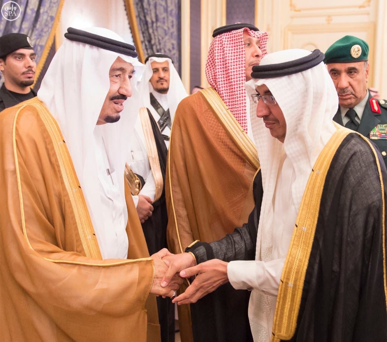 الملك : اقتصادنا حر .. نخدم به بلادنا وشعبنا وديننا