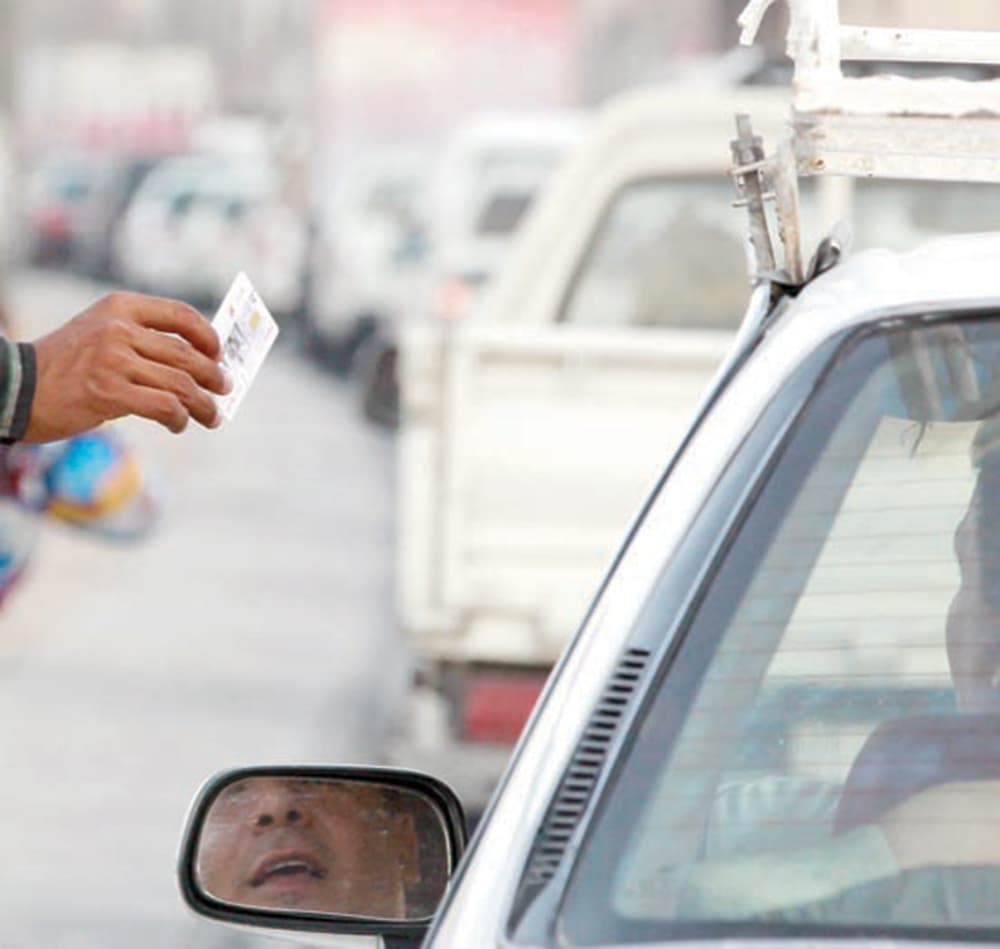 بعد تفاقم «المجهولة» .. ربط شرائح الاتصال بجوازات سفر الوافدين