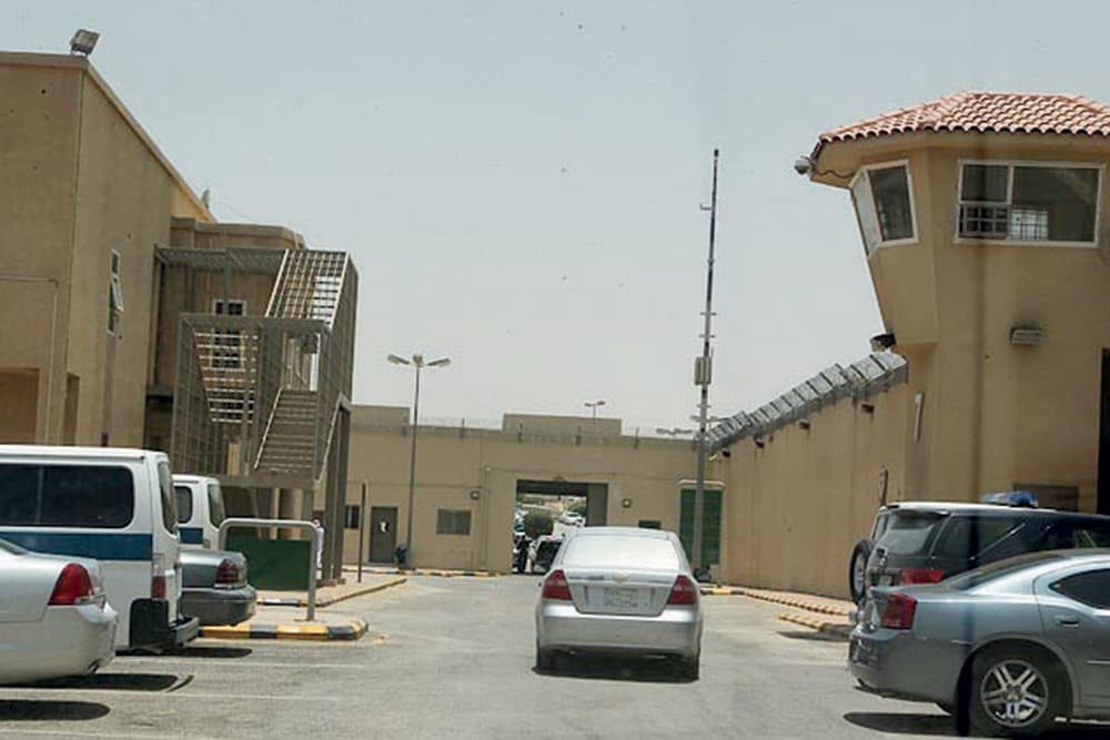نقل سجناء الرياض إلى إصلاحية الحائر الجديدة