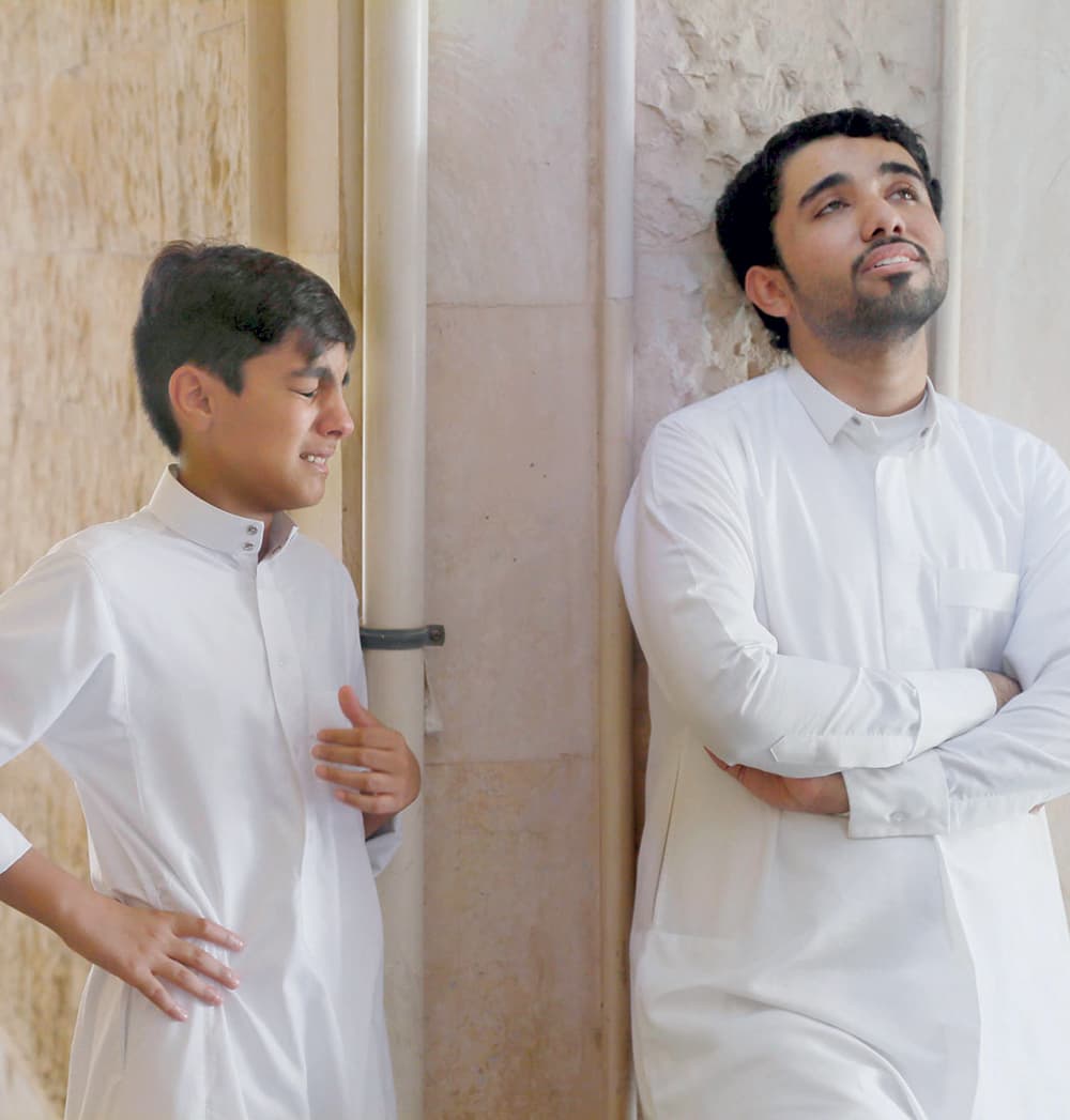 السعوديون يشيعون جثامين شهداء تفجير مسجد العنود .. اليوم