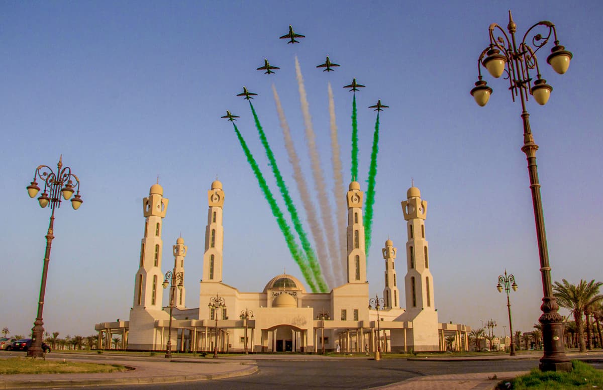 مهرجان الورد والفاكهة في تبوك يواصل فعالياته