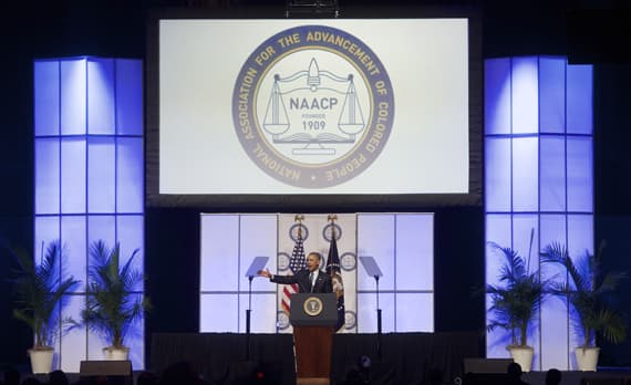 أوباما يطالب بنظام قضائي أمريكي عادل بعد تزايد اعتقال السود