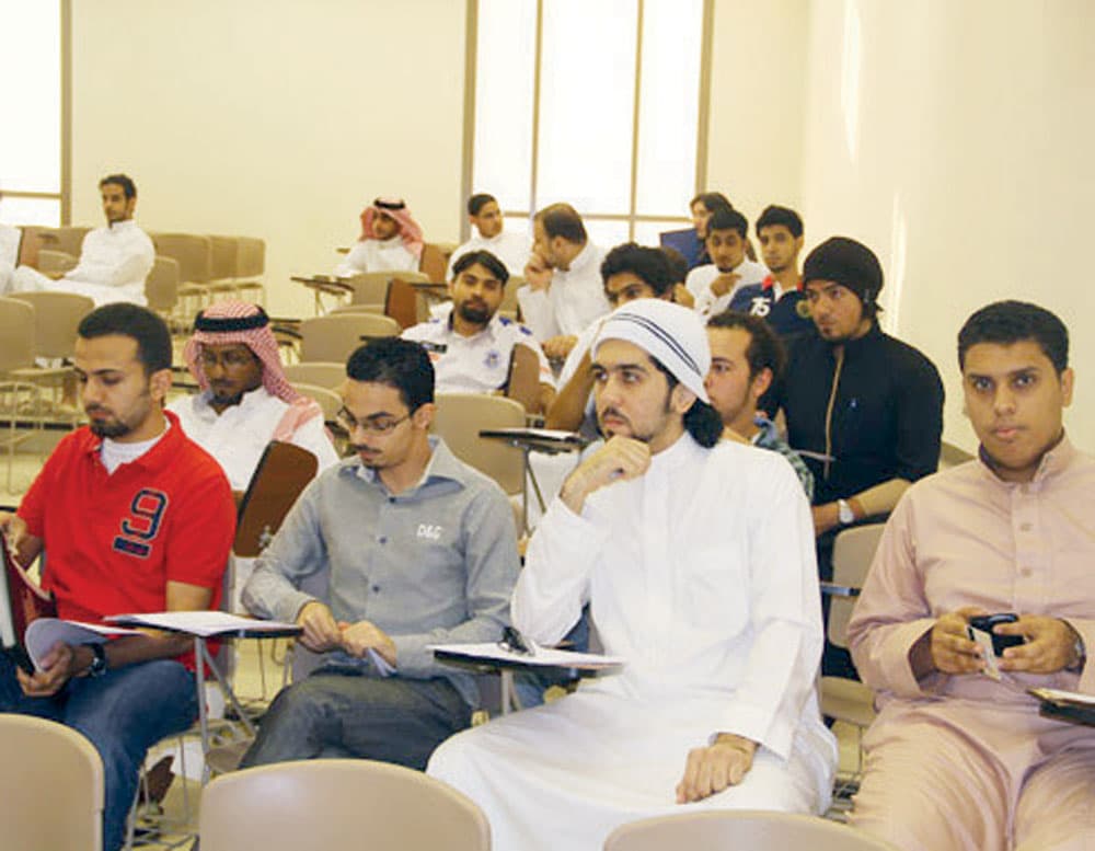 جامعة المؤسس تستحدث منهجا إلزاميا لتأهيل طلابها للزواج