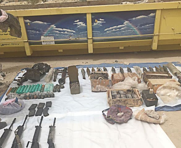 الكويت : العثور على كمية أسلحة في حاوية قمامة