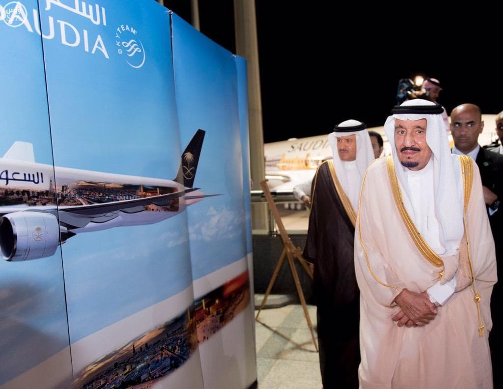 الملك سلمان : الحرمان الشريفان أهم وأثمن شيء في المملكة