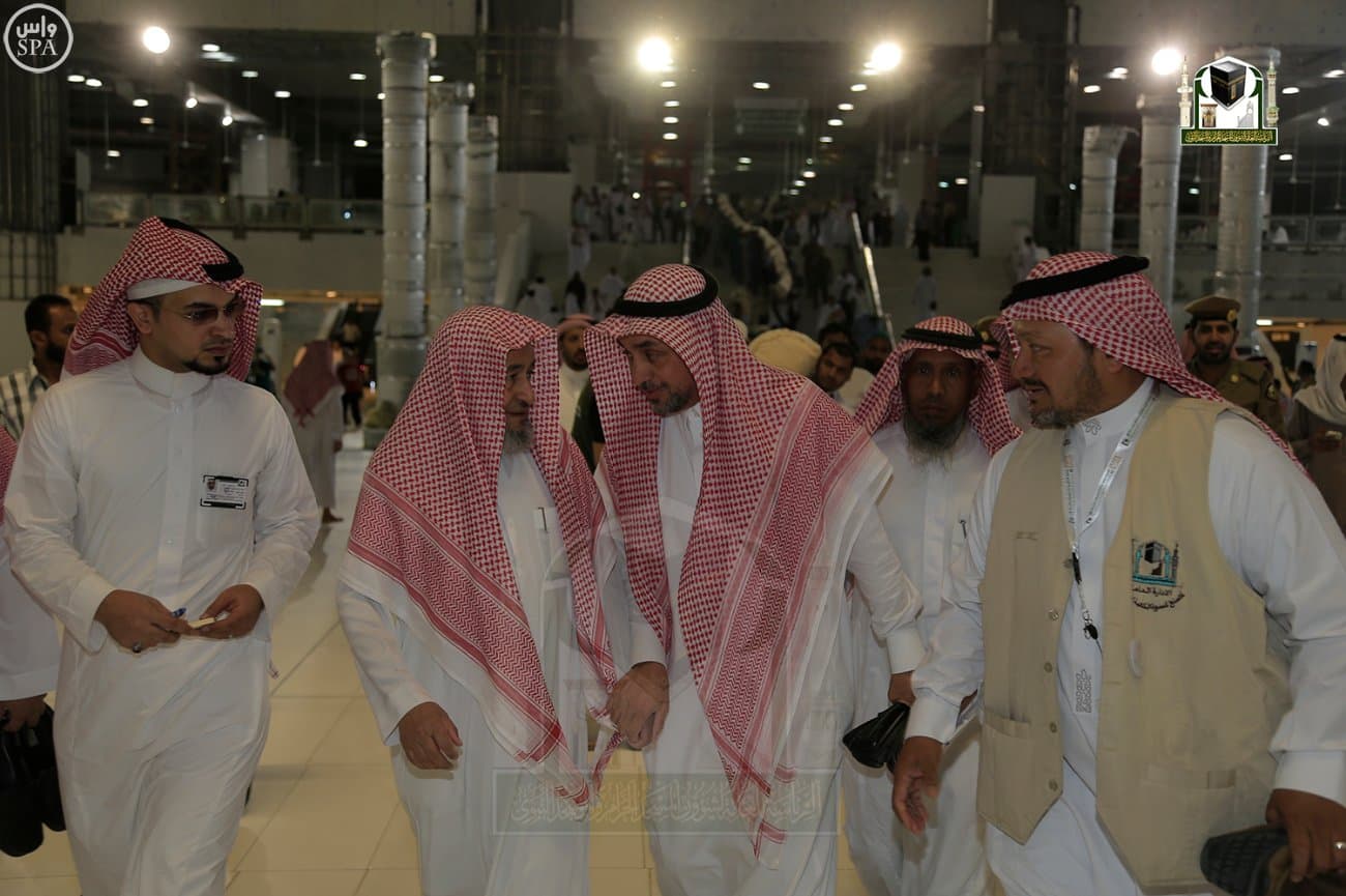 الكعبة المشرفة ، تكتسي بحلتها الجديدة في يوم عرفة