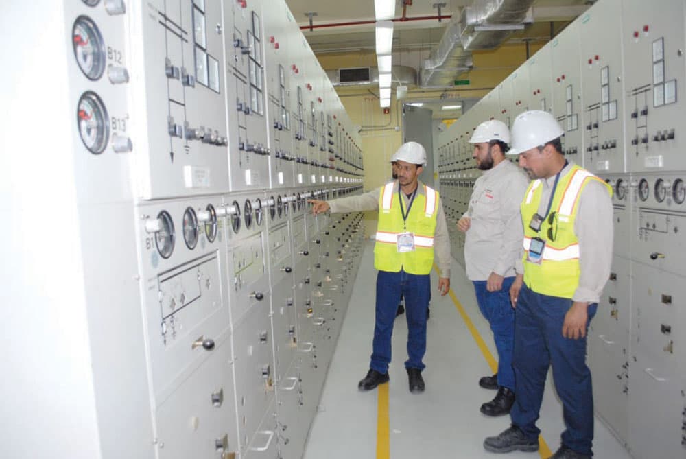 يقظة وخبرة مهندسي الشركة الوطنية لنقل الكهرباء تنجحان في تعزيز موثوقية الخدمة الكهربائية