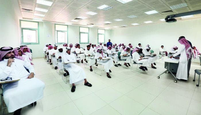 115 ألف طالب في الجامعات الأهلية.. 65 % من الأكاديميين والإداريين أجانب