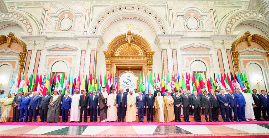 الملك يعلن إطلاق «مركز مكافحة التطرف» .. ويؤكد: التنمية جرعة التحصين الناجح ضد الإرهاب