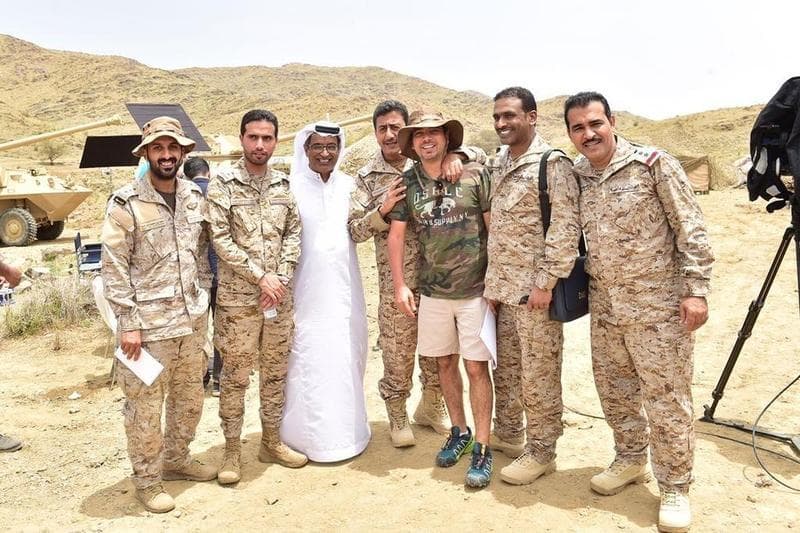 «الحدّ».. قُبلة «سيلفي» على جبين الوطن